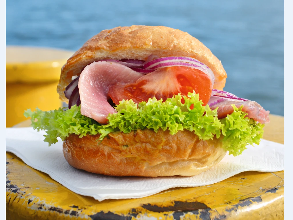 Matjesbroetchen Matjesbroetchen